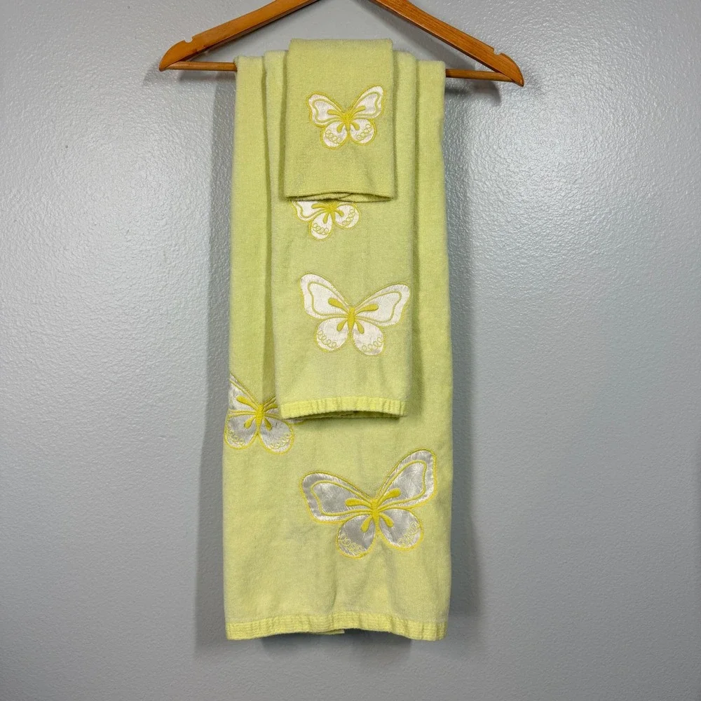 Vintage Avanti Towel Set Yellow Butterfly Embroidered Vintage Bathroom Decor